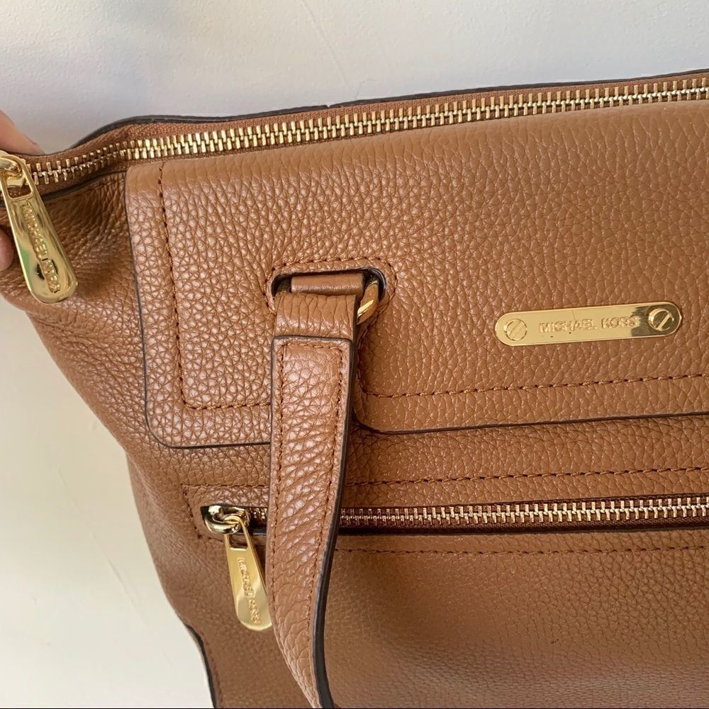 MICHAEL KORS MACKENZIE LEATHER SATCHEL ACORN - Picture 6 of 8